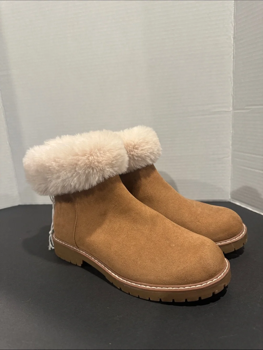 American Eagle Outfitters soft tan